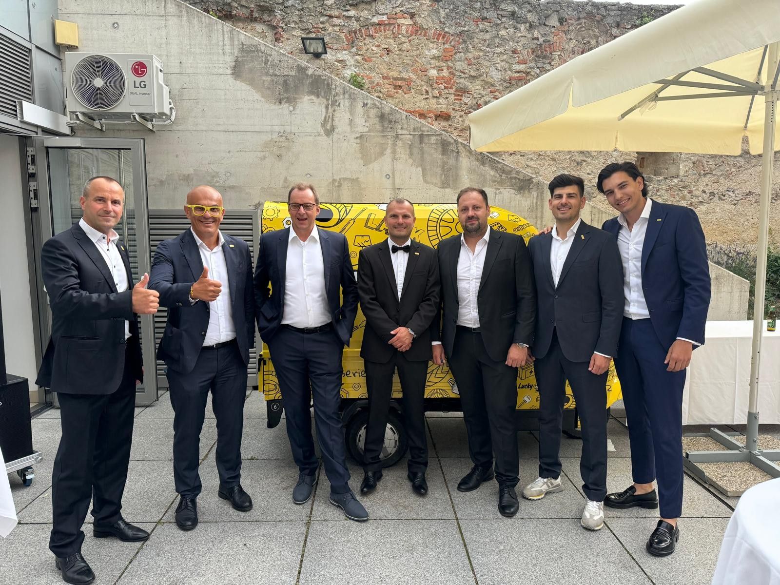 Franchise-Gala mit Lucky Car